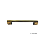 LC:100-04: HIGHLANDR HANDLE